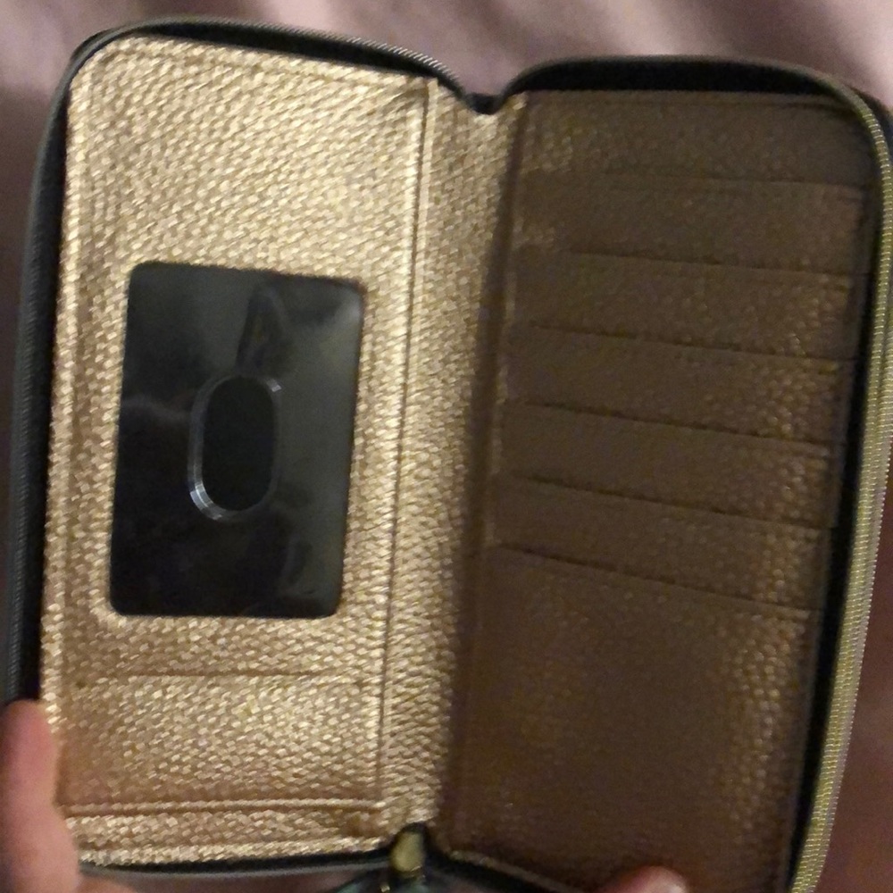 Wallet - Picture 6 of 8